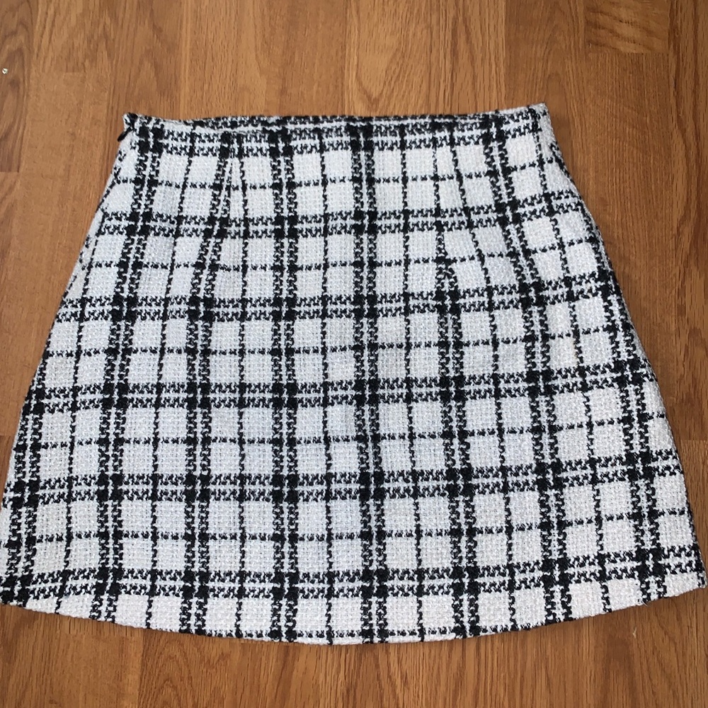 gingham skirt